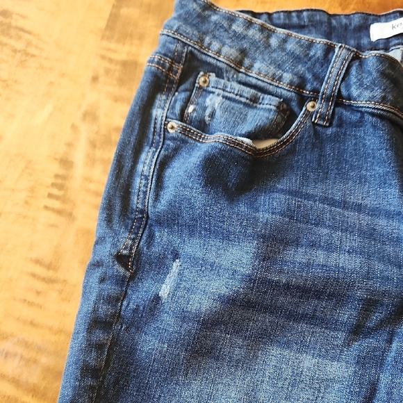 Kensie Jeans Distressed Blue Jean Shorts - Picture 8 of 9